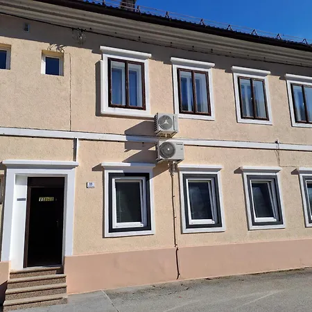 Vandora Apartman *