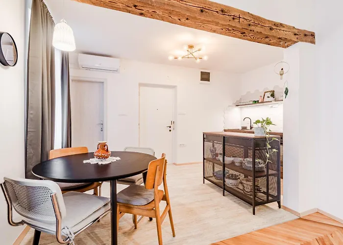 דירה Vandora אידריה